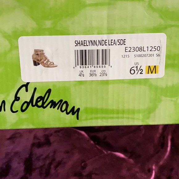 Sandals - Picture 3 of 3